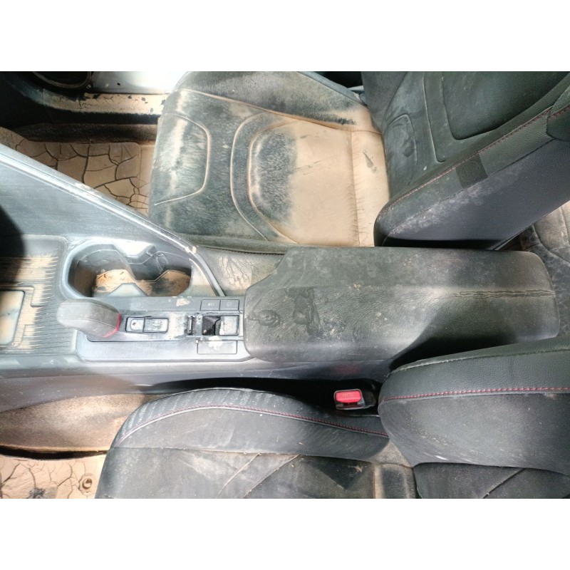 Recambio de consola central para toyota c-hr (x2, h2) phev hybrid awd gr sport referencia OEM IAM   