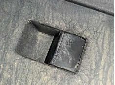 MANDO ELEVALUNAS TRASERO DERECHO 