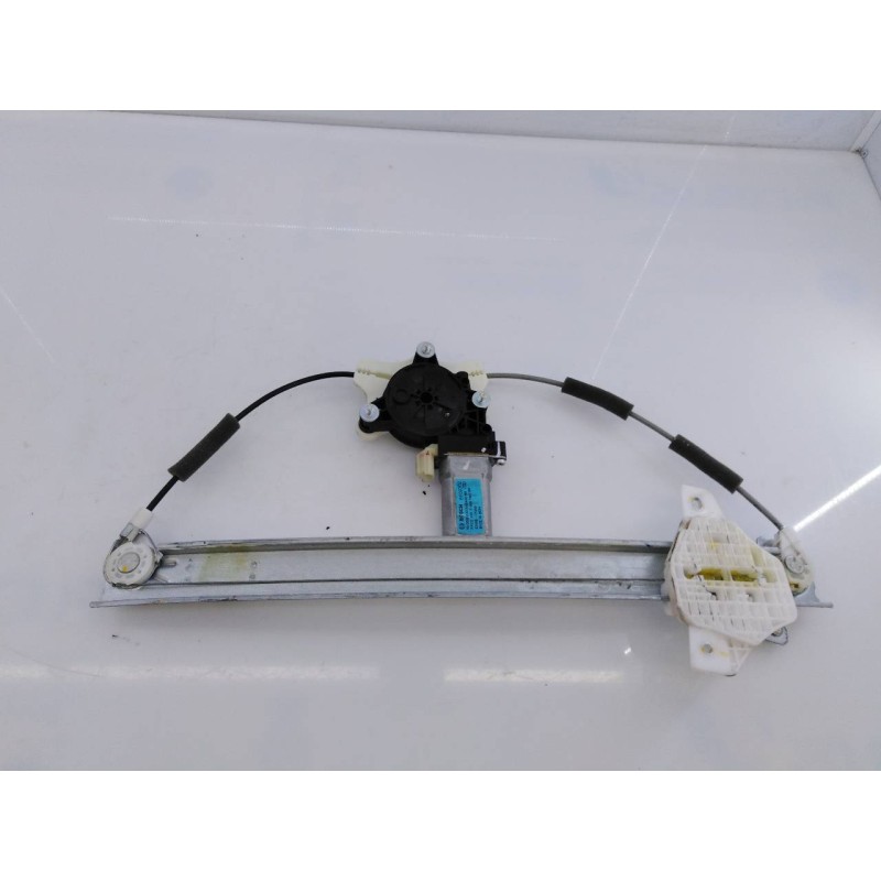 Recambio de elevalunas delantero derecho para hyundai i20 trend referencia OEM IAM 82460C7000 6E09202 E2-B5-55-1