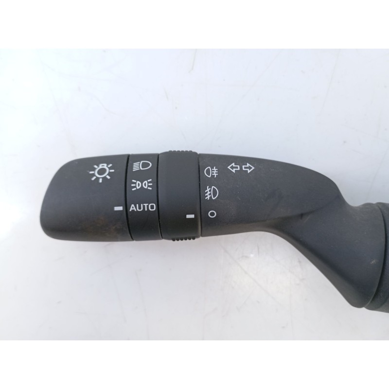 Recambio de mando intermitentes para toyota c-hr (x2, h2) phev hybrid awd gr sport referencia OEM IAM B1502D70  