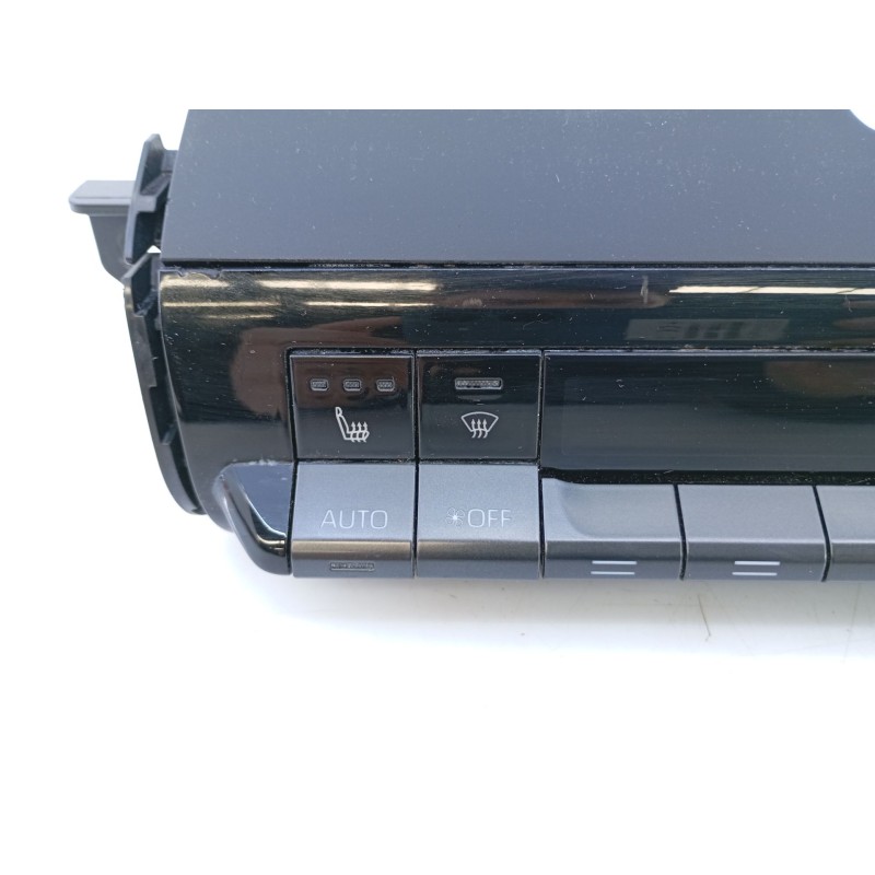 Recambio de mando climatizador para toyota c-hr (x2, h2) phev hybrid awd gr sport referencia OEM IAM   