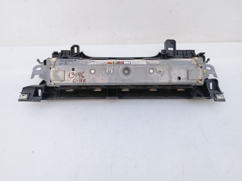 Recambio de airbag delantero izquierdo para toyota c-hr (x2, h2) phev hybrid awd gr sport referencia OEM IAM AJ0F23023ME4  