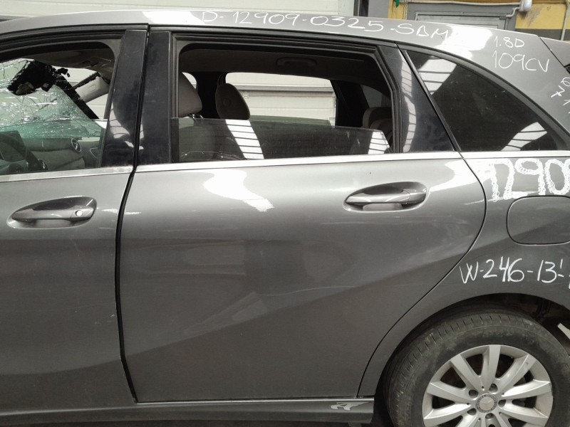 Recambio de puerta trasera izquierda para mercedes-benz clase b sports tourer (w246, w242) b 180 cdi / d (246.212) referencia OE