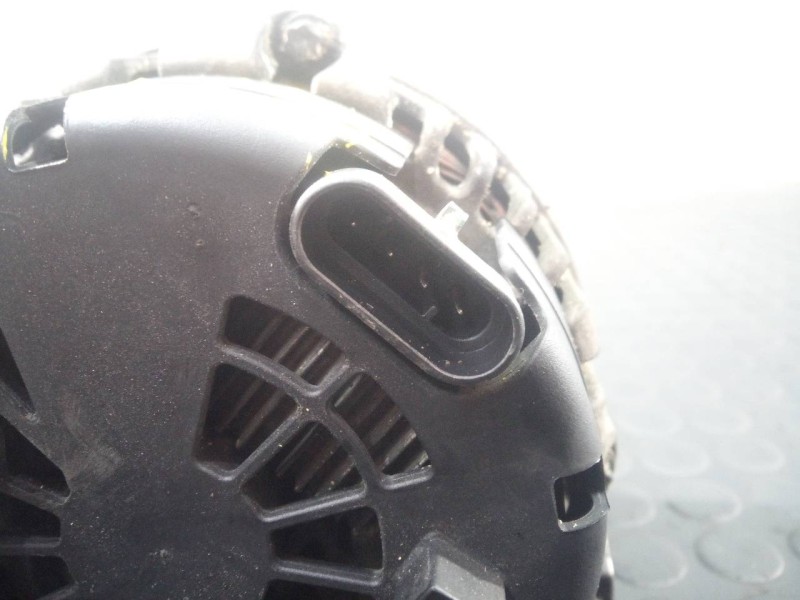 Recambio de alternador para ssangyong kyron 200 xdi premium 4wd referencia OEM IAM A6641540002  P3-A4-7-3