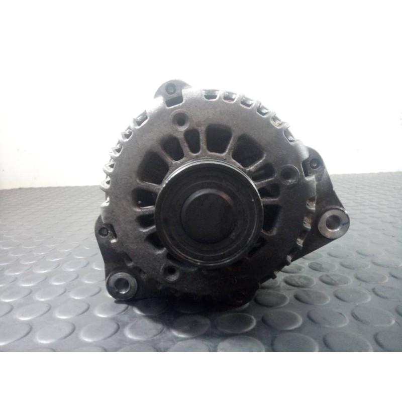 Recambio de alternador para ssangyong kyron 200 xdi premium 4wd referencia OEM IAM A6641540002  P3-A4-7-3