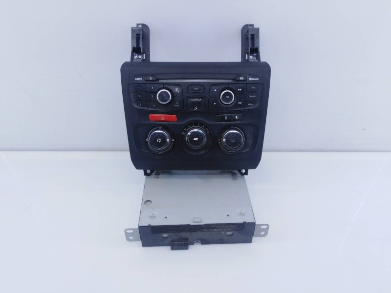 Recambio de sistema audio / radio cd para citroën c4 lim. business referencia OEM IAM 9666027177 9676838180 E3-B2-41-4