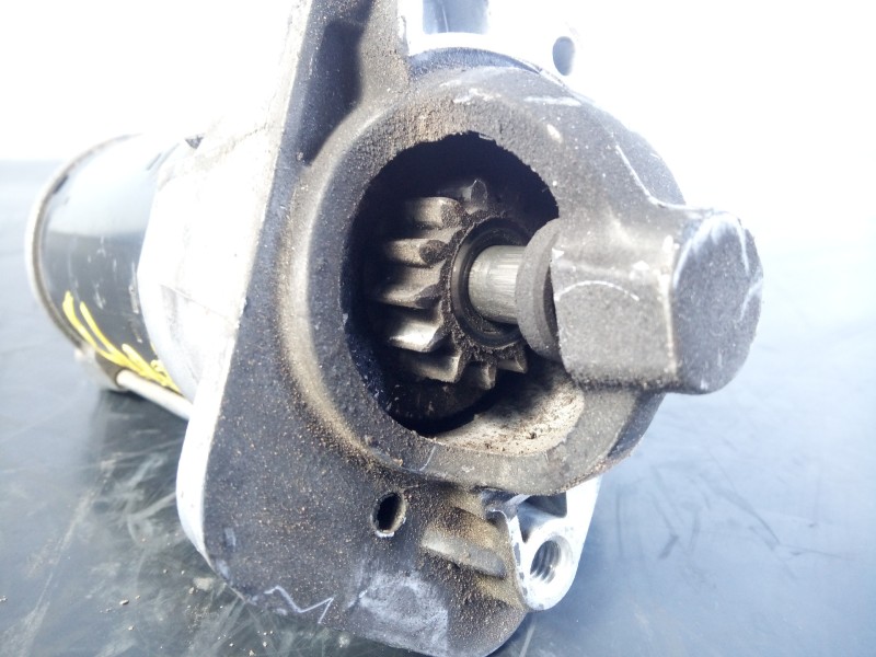 Recambio de motor arranque para dacia duster laureate 4x2 referencia OEM IAM 233006508R  P3-A7-19-3