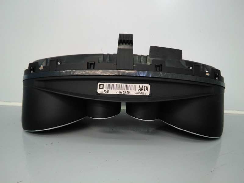 Recambio de cuadro instrumentos para opel insignia berlina expression referencia OEM IAM 13327309 365903926 E3-A5-23-3