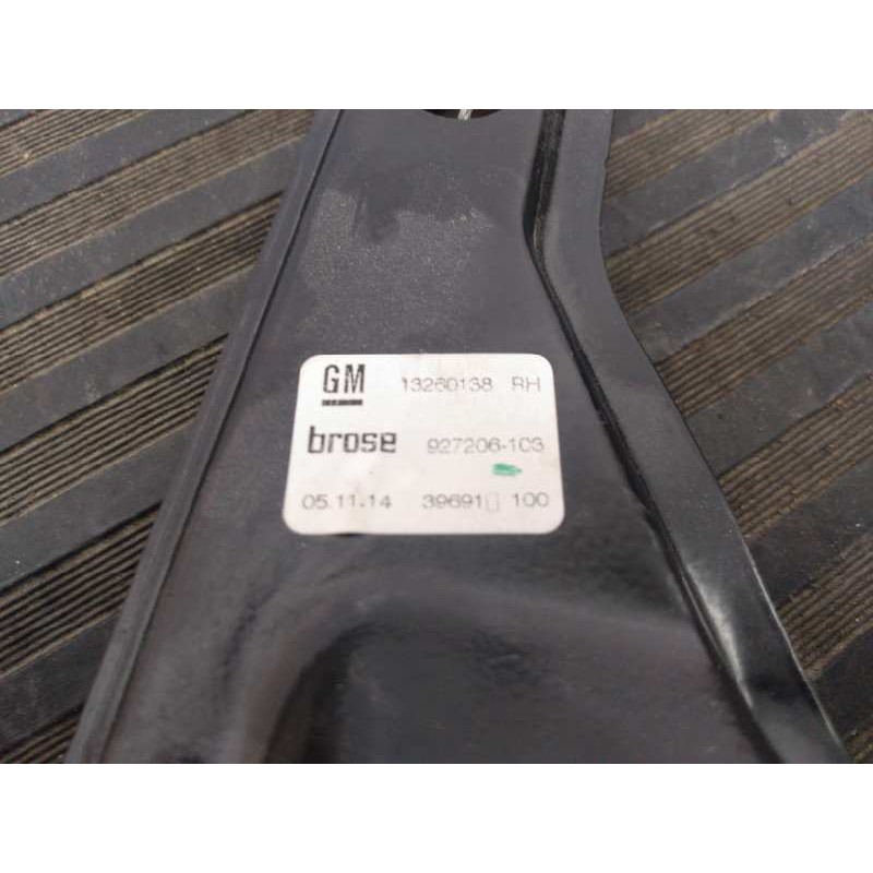 Recambio de elevalunas delantero derecho para opel zafira tourer selective referencia OEM IAM 13369286 915368104 E2-B6-59-2