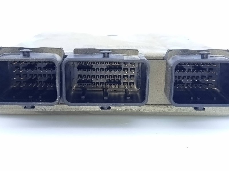 Recambio de centralita motor uce para peugeot 307 break / sw (s1) sw clim referencia OEM IAM 9647472780 0281011081 E3-B2-40-2