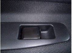 MANDO ELEVALUNAS TRASERO IZQUIERDO 