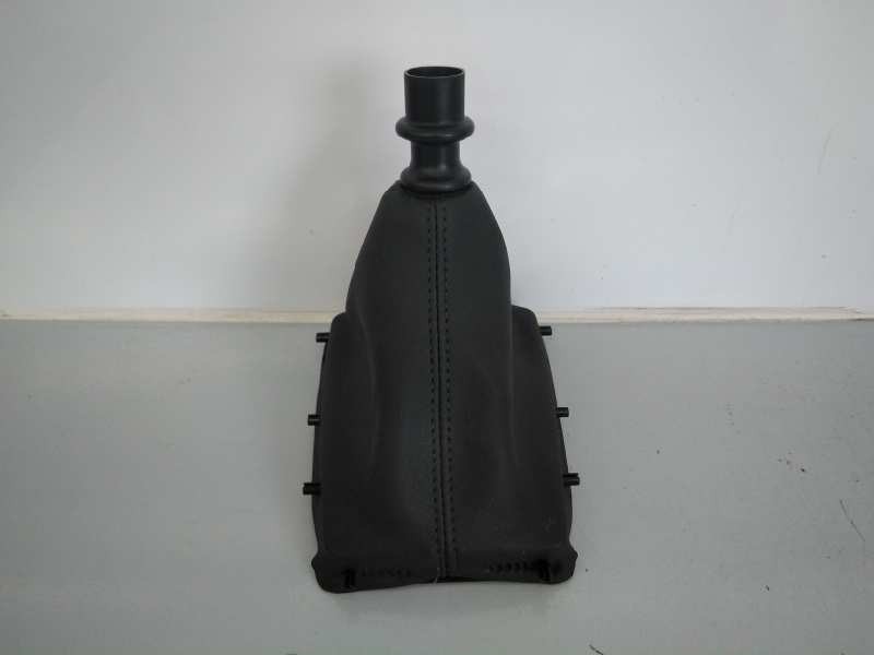 Recambio de guarnecidos palanca cambio para peugeot 308 active referencia OEM IAM 9801108980 1301713X E3-B2-39-1