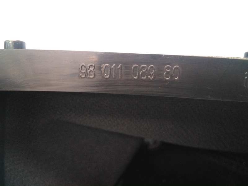 Recambio de guarnecidos palanca cambio para peugeot 308 active referencia OEM IAM 9801108980 1301713X E3-B2-39-1