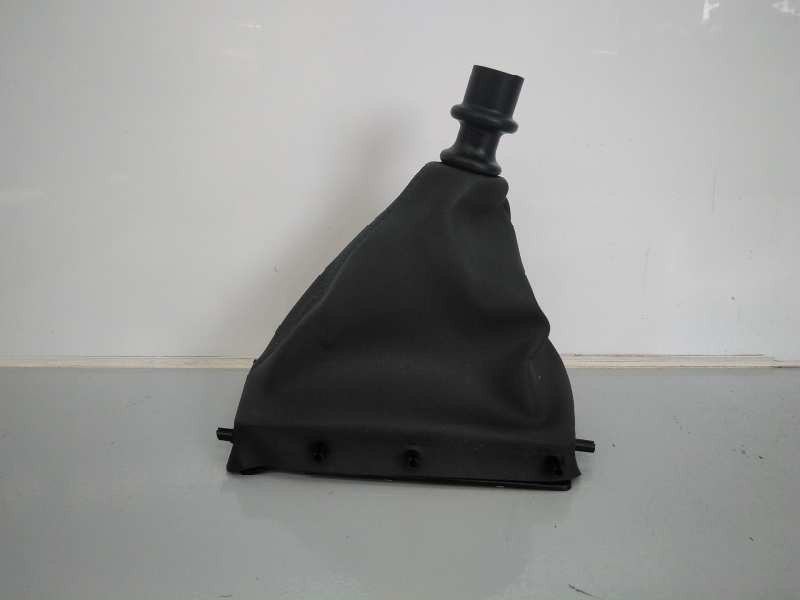 Recambio de guarnecidos palanca cambio para peugeot 308 active referencia OEM IAM 9801108980 1301713X E3-B2-39-1