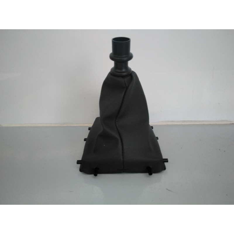 Recambio de guarnecidos palanca cambio para peugeot 308 active referencia OEM IAM 9801108980 1301713X E3-B2-39-1