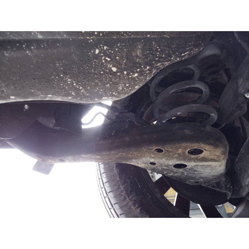 Recambio de mangueta trasera derecha para nissan qashqai (j10) acenta referencia OEM IAM   