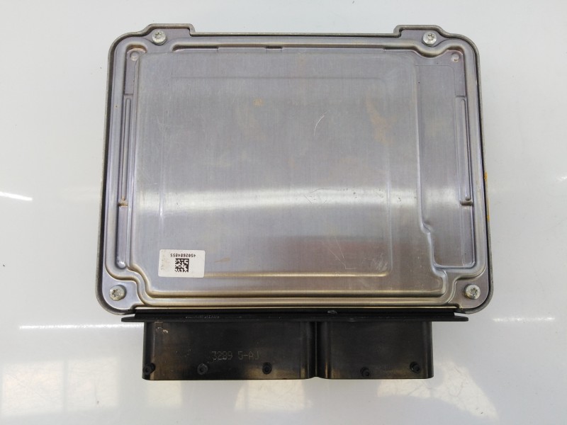 Recambio de centralita motor uce para seat leon (5f1) style visio edition referencia OEM IAM 04C907309BP 0261S21435 E2-A1-7-1