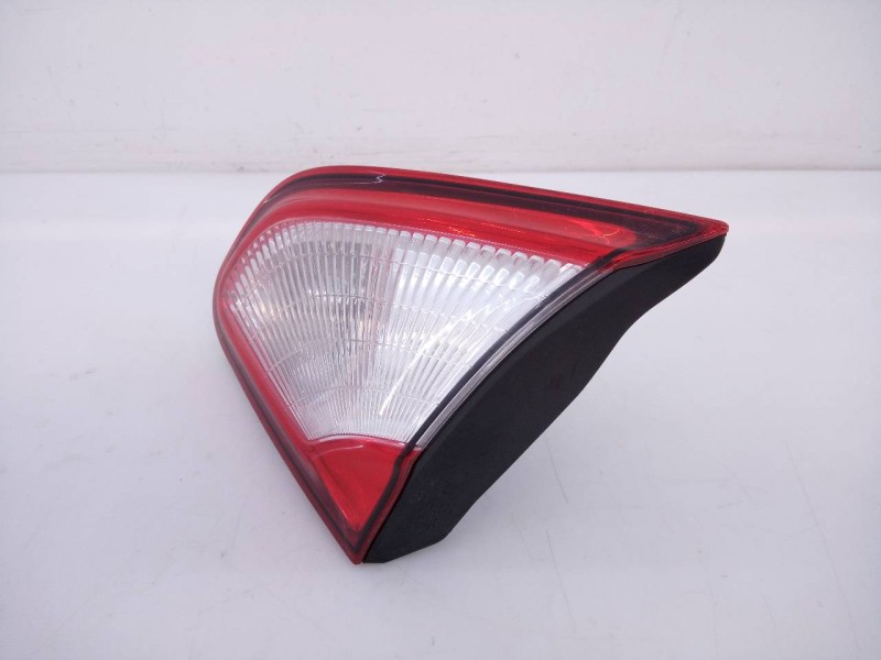 Recambio de piloto trasero derecho porton para nissan qashqai (j10) acenta referencia OEM IAM 89503209 B26550BR01A E2-A4-44-2