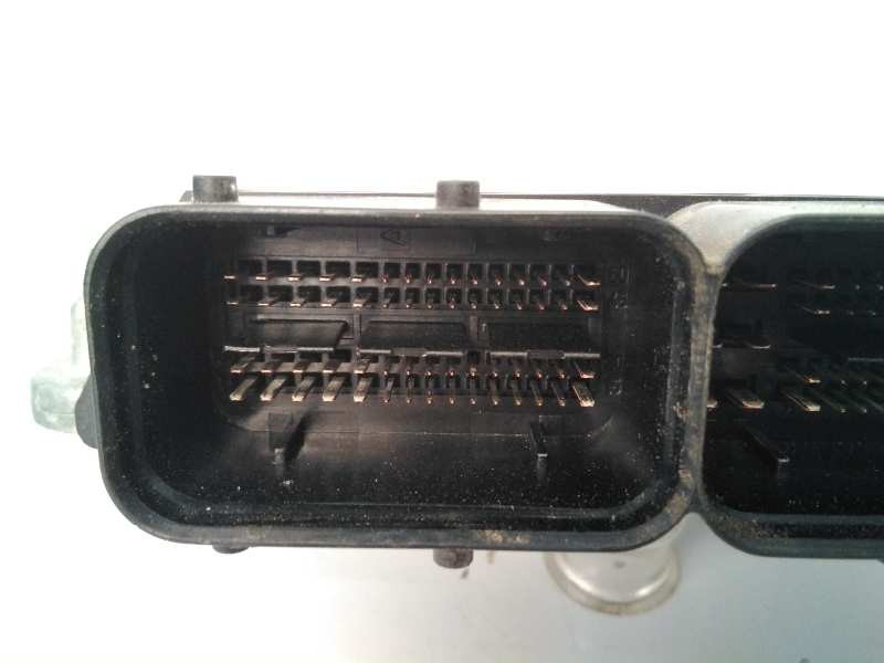 Recambio de centralita motor uce para opel insignia berlina expression referencia OEM IAM 55574903 0281016704 E3-A5-23-3