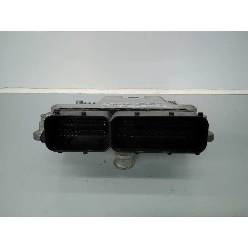 Recambio de centralita motor uce para opel insignia berlina expression referencia OEM IAM 55574903 0281016704 E3-A5-23-3