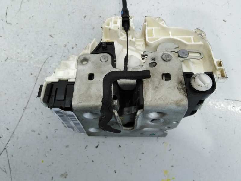 Recambio de cerradura puerta trasera izquierda para jeep gr.cherokee (wk) 3.0 crd summit referencia OEM IAM 04589923AH P0458923A