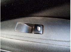 MANDO ELEVALUNAS DELANTERO DERECHO 