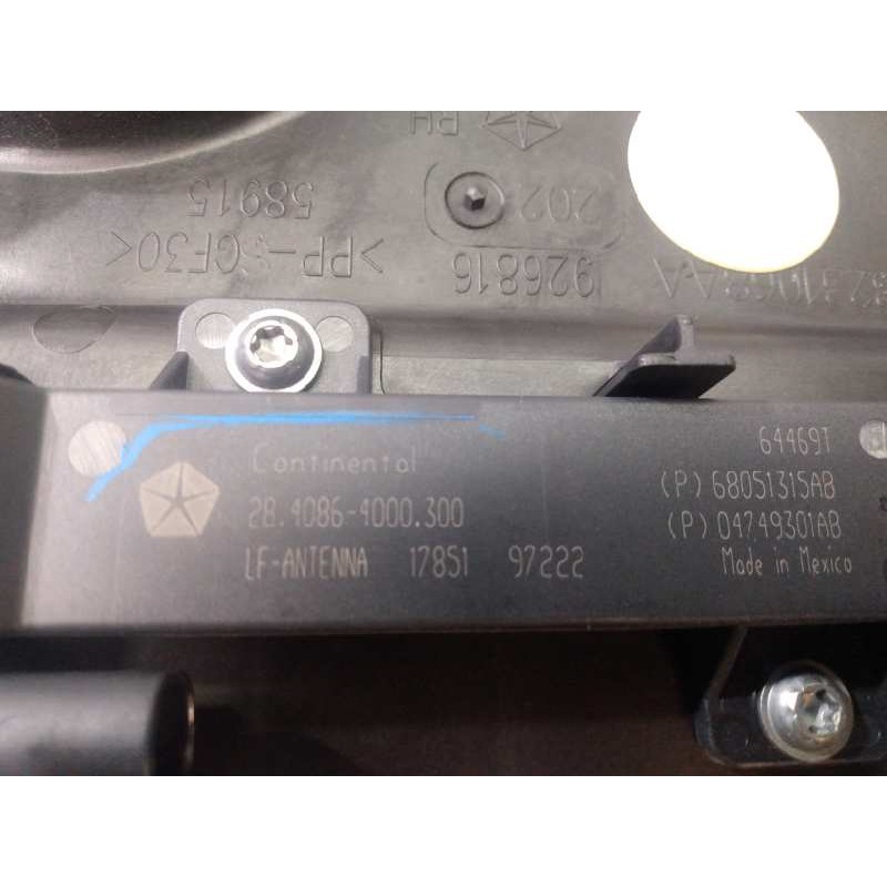 Recambio de elevalunas trasero derecho para jeep gr.cherokee (wk) 3.0 crd summit referencia OEM IAM 68079288AA 160337710853 P2-B