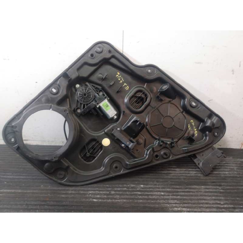 Recambio de elevalunas trasero derecho para jeep gr.cherokee (wk) 3.0 crd summit referencia OEM IAM 68079288AA 160337710853 P2-B