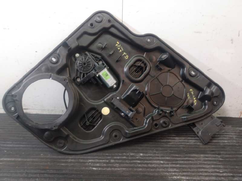 Recambio de elevalunas trasero derecho para jeep gr.cherokee (wk) 3.0 crd summit referencia OEM IAM 68079288AA 160337710853 P2-B