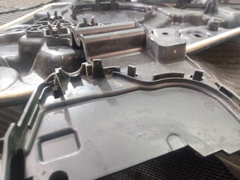 Recambio de elevalunas trasero derecho para jeep gr.cherokee (wk) 3.0 crd summit referencia OEM IAM 68079288AA 160337710853 P2-B