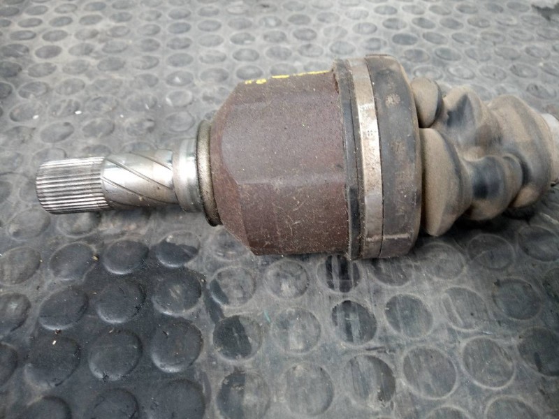 Recambio de transmision delantera izquierda para renault laguna iii dynamique referencia OEM IAM 8200618182  P1-A6-12