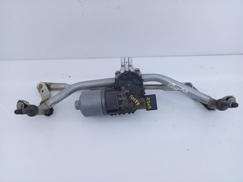 Recambio de motor limpia delantero para peugeot 208 active referencia OEM IAM 0390241589  E1-A4-8-2