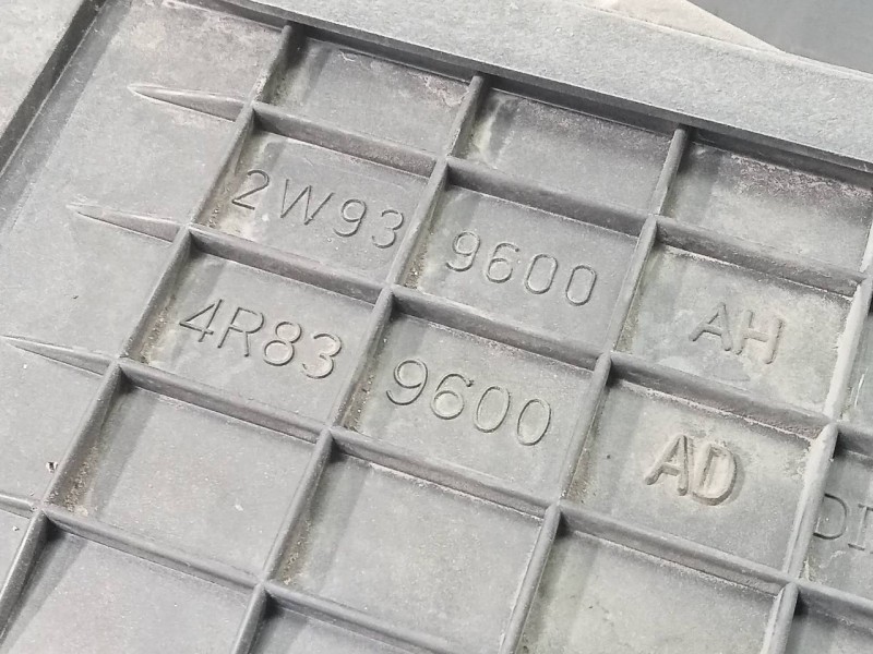 Recambio de filtro aire para jaguar xf 3.0 v6 luxury referencia OEM IAM 2W939600 4R839600 P2-B3-3