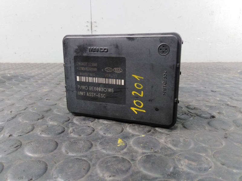 Recambio de abs para hyundai ix35 style 2wd referencia OEM IAM 589202Y620  P3-A8-15-2