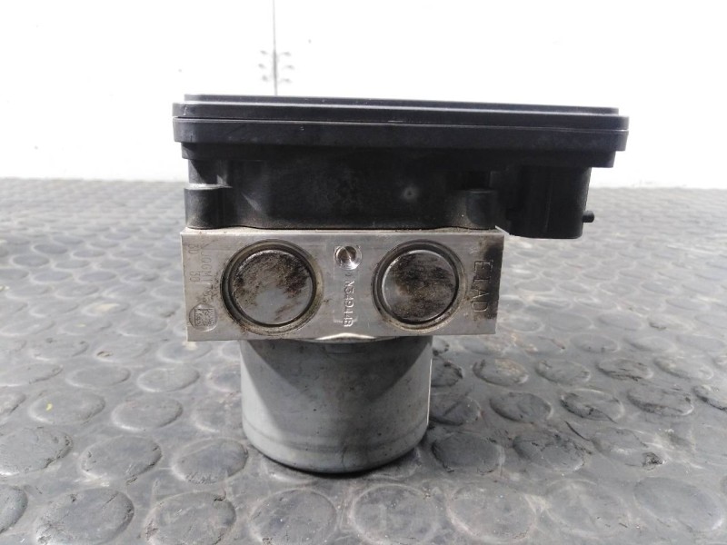 Recambio de abs para hyundai ix35 style 2wd referencia OEM IAM 589202Y620  P3-A8-15-2