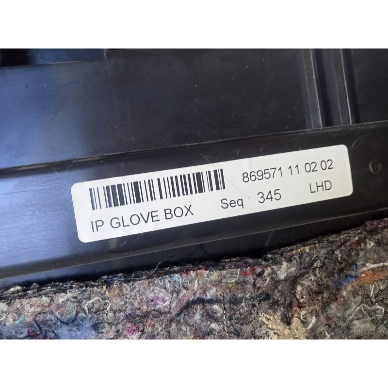 Recambio de guantera para jaguar xf 3.0 v6 luxury referencia OEM IAM 869571110202  P2-A2-13