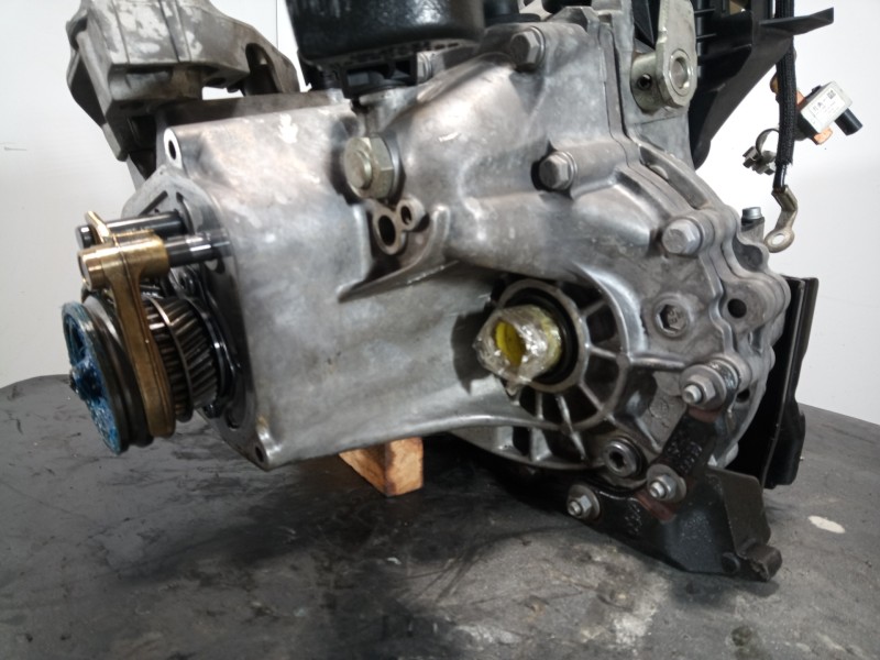 Recambio de caja cambios para citroën c3 live referencia OEM IAM 20A701  M1-B2-31
