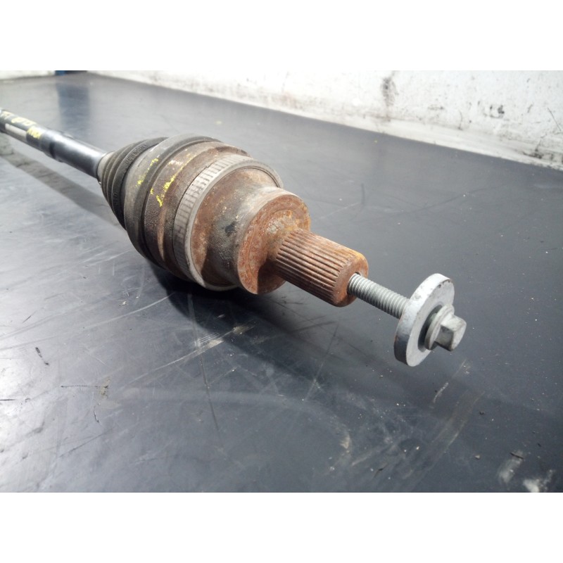 Recambio de transmision trasera izquierda para ford kuga (cbv) titanium referencia OEM IAM P30681132 T080808 P1-B6-42