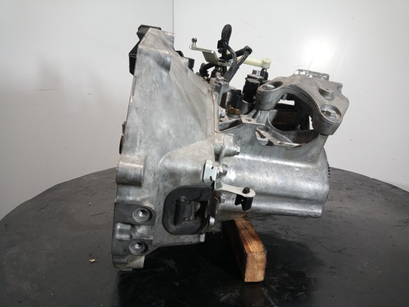 Recambio de caja cambios para citroën c3 live referencia OEM IAM 20A701  M1-B2-31