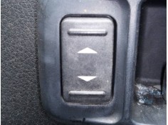 MANDO ELEVALUNAS DELANTERO DERECHO 