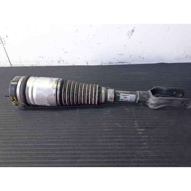 Recambio de amortiguador delantero izquierdo para jeep gr.cherokee (wk) 3.0 crd summit referencia OEM IAM 68231887AA 1A16488A P1