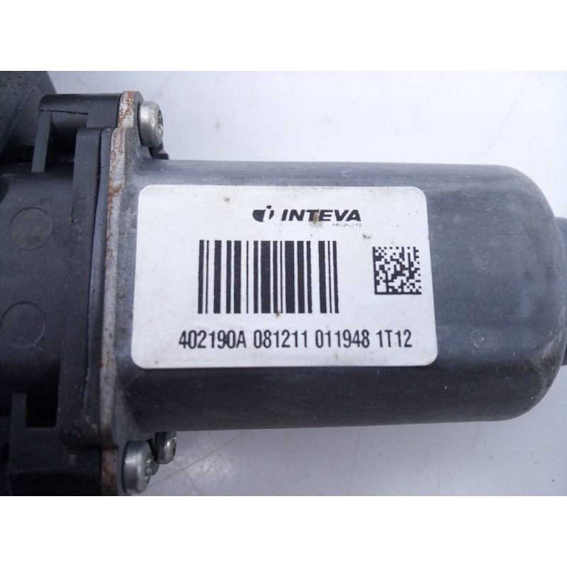 Recambio de elevalunas trasero derecho para nissan qashqai (j10) acenta referencia OEM IAM 402490A 081211011948 E2-A4-40-2