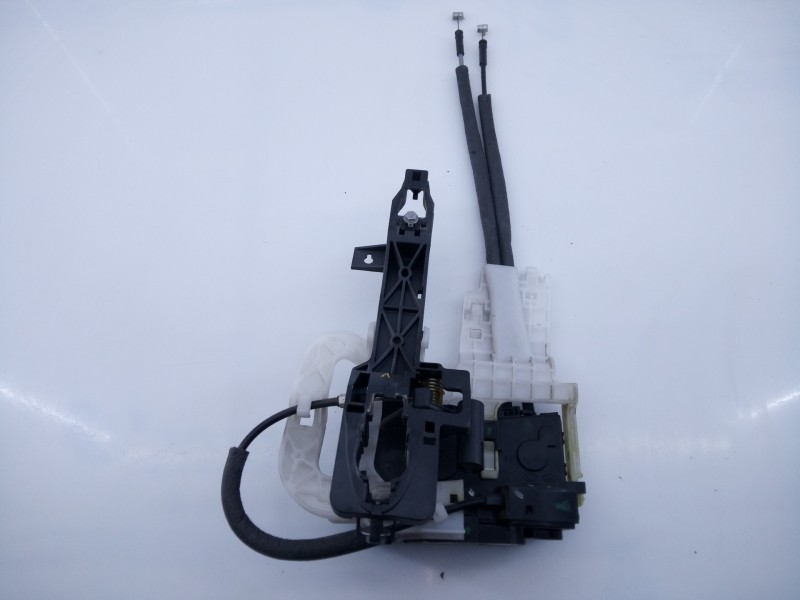 Recambio de cerradura puerta delantera derecha para hyundai ix35 style 2wd referencia OEM IAM 813202Y000  E2-B5-8-1