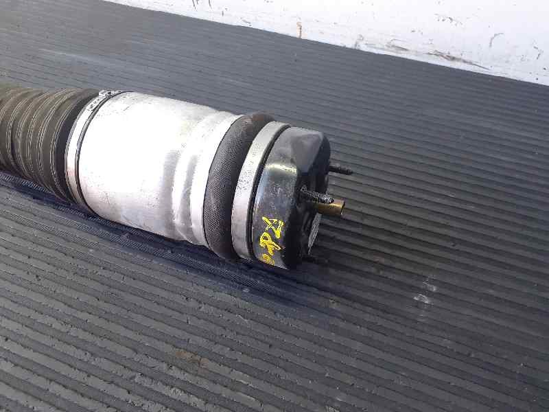 Recambio de amortiguador delantero izquierdo para jeep gr.cherokee (wk) 3.0 crd summit referencia OEM IAM 68231887AA 1A16488A P1