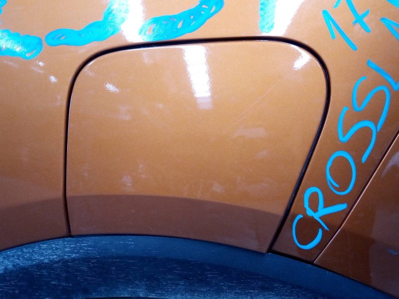 Recambio de tapa exterior combustible para opel crossland x excellence referencia OEM IAM   