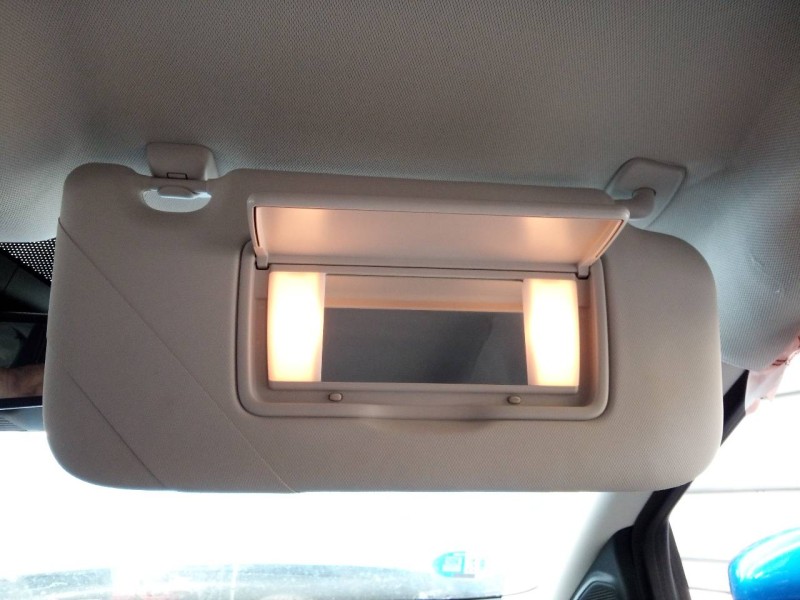 Recambio de parasol derecho para ford puma hybrid titanium referencia OEM IAM   