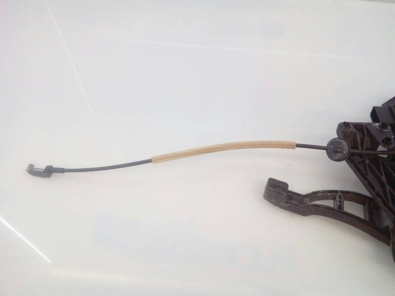 Recambio de cerradura puerta trasera izquierda para ford kuga (cbv) titanium referencia OEM IAM   E2-B3-10-1