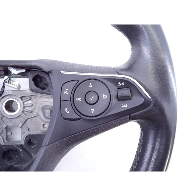 Recambio de volante para opel crossland x excellence referencia OEM IAM 39097355 34206802E E2-B6-29-2