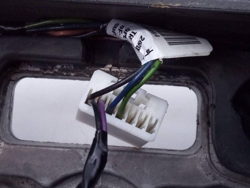 Recambio de volante para opel crossland x excellence referencia OEM IAM 39097355 34206802E E2-B6-29-2