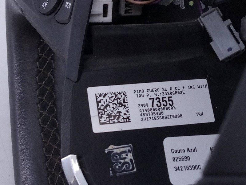 Recambio de volante para opel crossland x excellence referencia OEM IAM 39097355 34206802E E2-B6-29-2